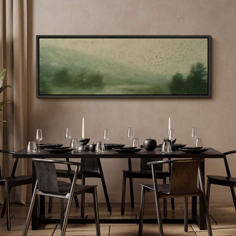 «Misty Green River Landscape with Flocking Birds in Atmosp boule», reproduction d'art sur toile encadrée, Noir