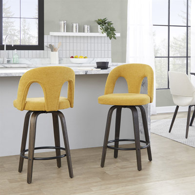 Tabouret de comptoir à hauteur fixe avec pivot en bois verni noyer et tissu jaune avec repose-pieds rond en métal - ensemble de 2