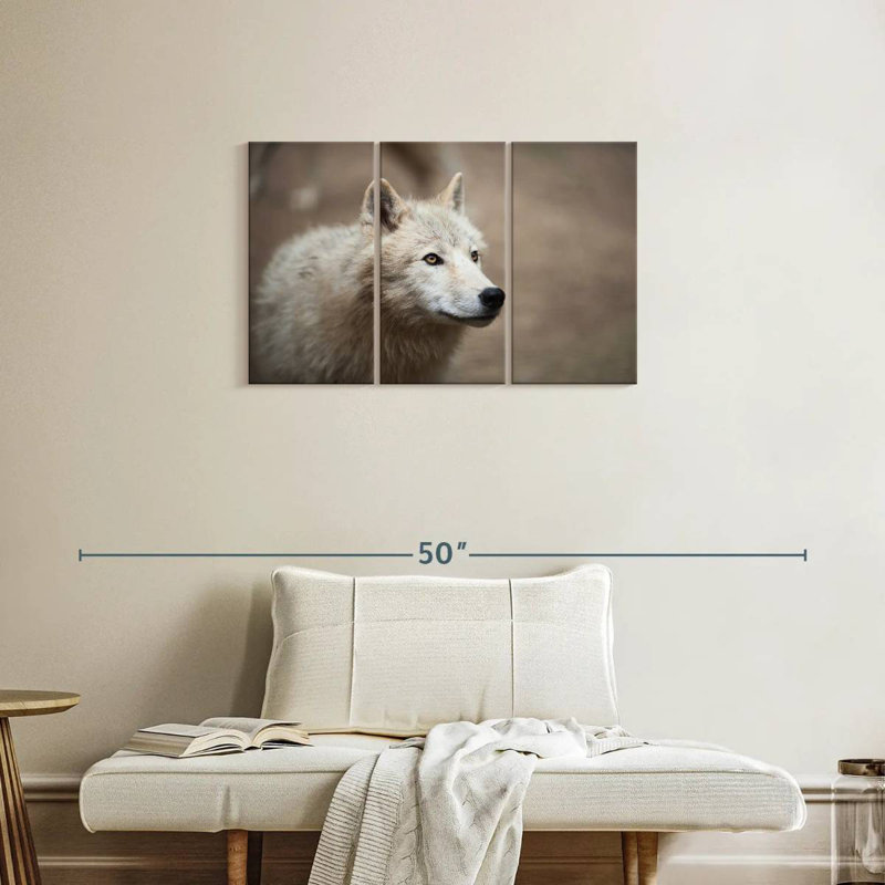 Brampt Arctic White Wolf, 20" H x 33" W