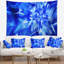 Tapisserie d'artifice floral tournant bleu vif-28496584