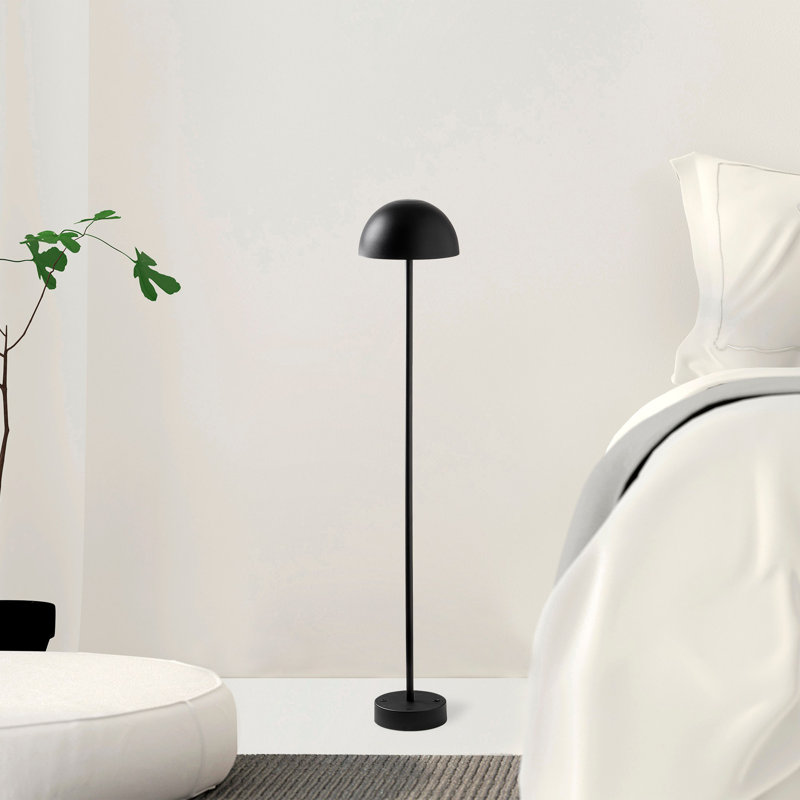 Lampe sur pied moderne avec corps en métal, finition noire, 7,9 po de diamètre x 45,3 po de hauteur | Lumière DEL 5W, blanc chaud 3000K, autonomie de 8 heures, interrupteur marche / arrêt | Éclairage élégant et fonctionnel pour la maison et le bureau