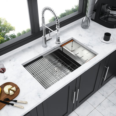 Évier encastré 304 en acier inoxydable 304 - Rebord intégré pour plus d'espace 33 po x 19 po Workpoint