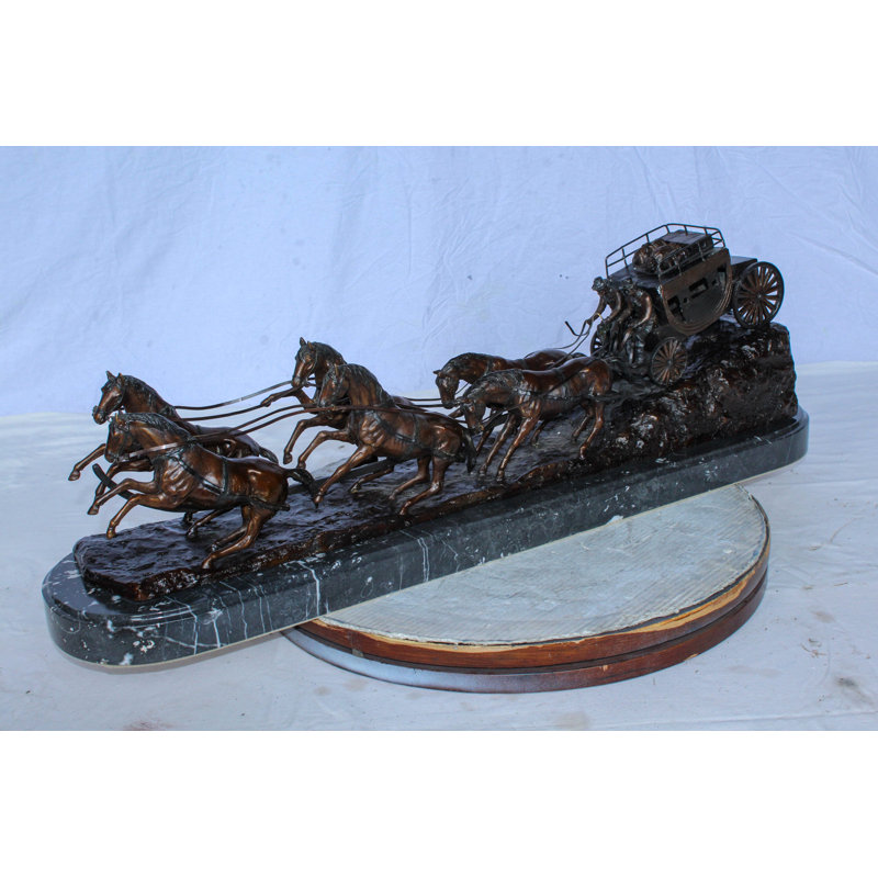 Sculpture en bronze de St Russell