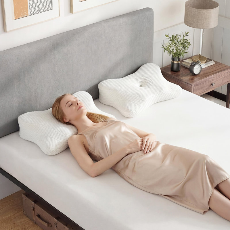 Oreiller ergonomique en mousse à mémoire de forme pour soulager les douleurs au cou, pour les personnes qui dorment sur le côté / le dos / le ventre, oreiller standard de soutien cervical