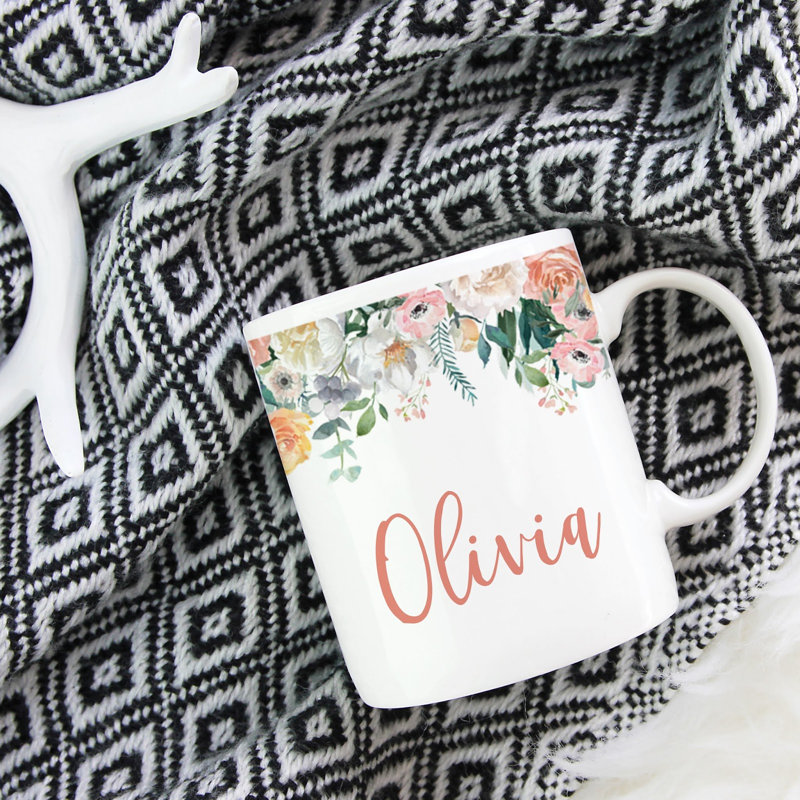 Andaz Press personnalisé 11 oz. Tasse de mariage, tasse de café, cadeau de demoiselle d'honneur, pêche, fleurs, roses, Olivia, paquet de 1, cadeau d'anniversaire de Noël pour elle, nom personnalisé