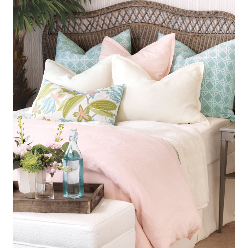Shiloh Sham, Petal, Standard