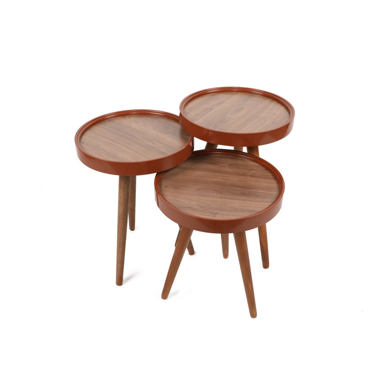Ensemble de 3 tables gigognes modernes en noyer | Conception abstraite | 15,4 x 19,0 x 15,4 po, 15,4 x 21,5 x 15,4 po, 15,4 x 23,8 x 15,4 po | Panneau de particules 100% enduit de mélamine | Élégant et fonctionnel pour le bureau à domicile et le salon