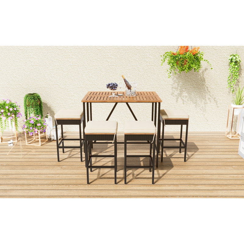 5 Ensemble de patio extérieur : Table et tabourets en bois avec coussins, pliables, imperméables, antirouille, marron : antidérapants, résistants aux intempéries, antirouille, gain de place.