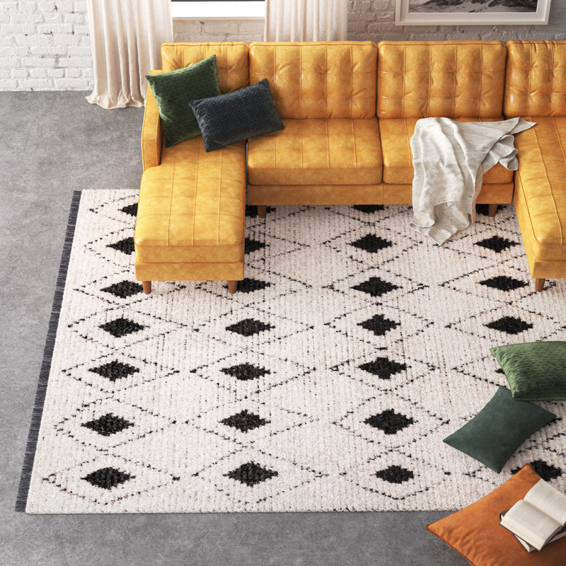 Tapis beige / noir Kadeidra, Rectangle 5 pi 3 po x 7 pi 4 po