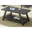 Ensemble de tables basses en bois-602133937