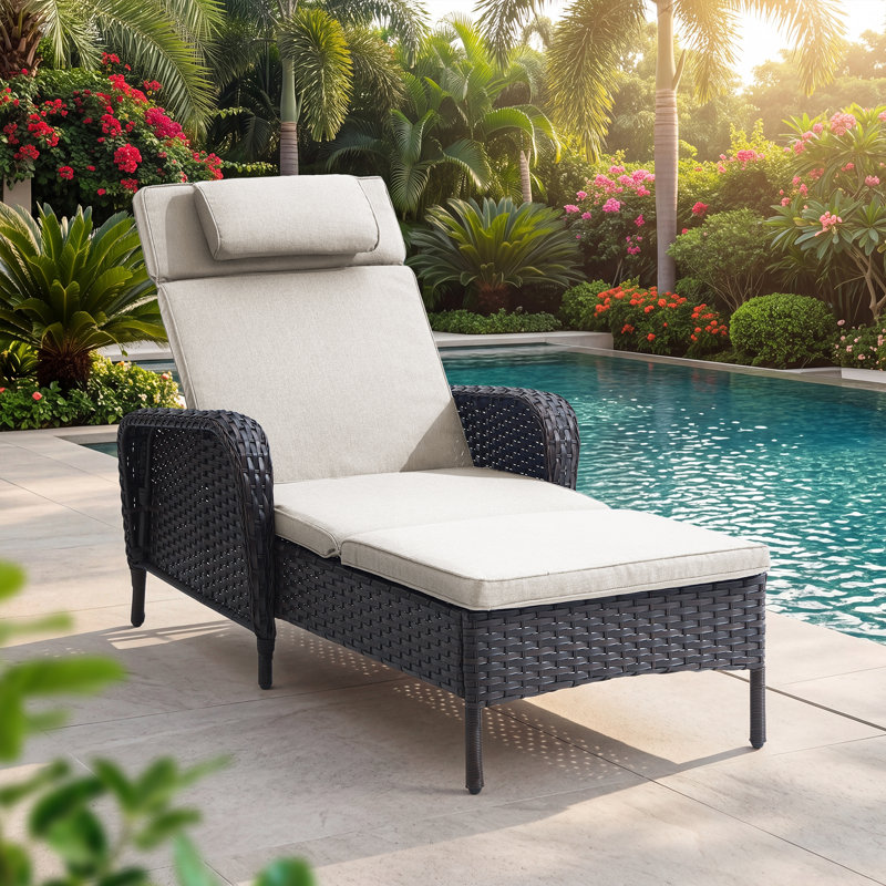 Outdoor Chaise Lounge Chairs for Outside Patio Furniture Wicker Recliner Black Rattan Sunbathing Lounger Adjustable Backrest Pool Reclining Chair