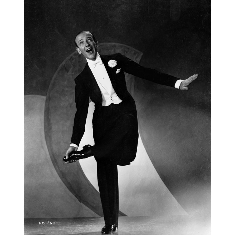 Globe Photos Entertainment Fred Astaire Fred Astaire Dancing In The ...
