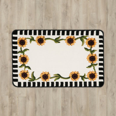 Lyn Floral Indoor Rug