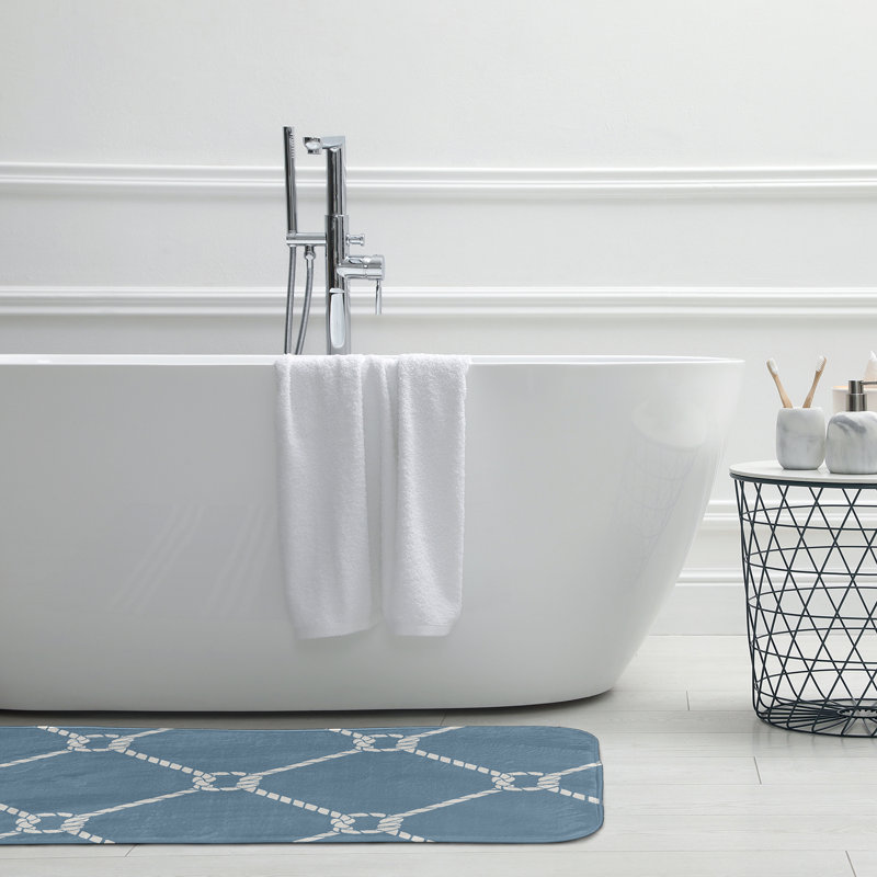 Tapis de bain Nautical Nights, L 17 po x L 24 po, Bleu
