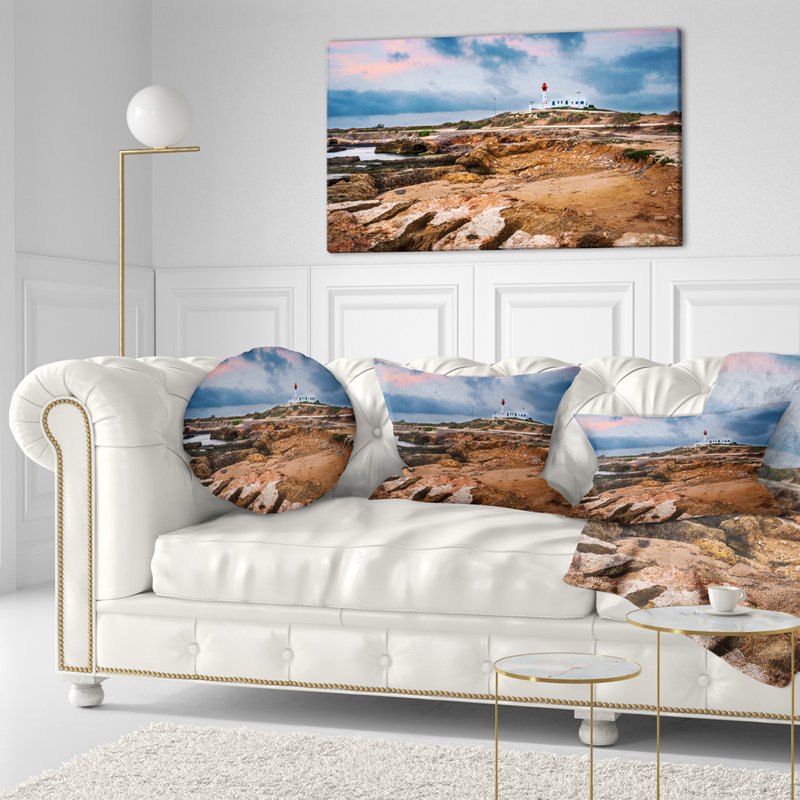 Coussin lombaire paysage à distance avec phare sur les rochers