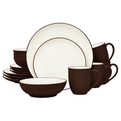 Colorwave Stoneware Dinnerware Set - Service for 4