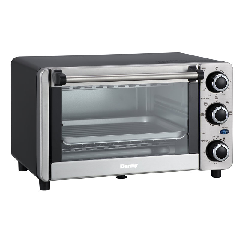 Four grille-pain en acier inoxydable Danby