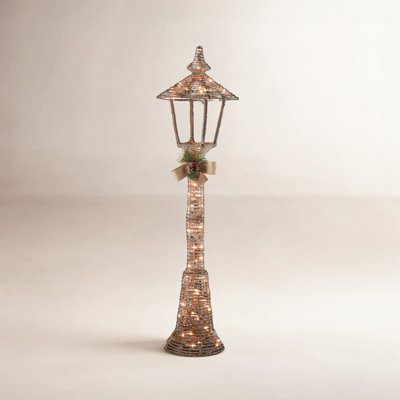 The Holiday Aisle® 5' Pre-Lit Vine Lamppost