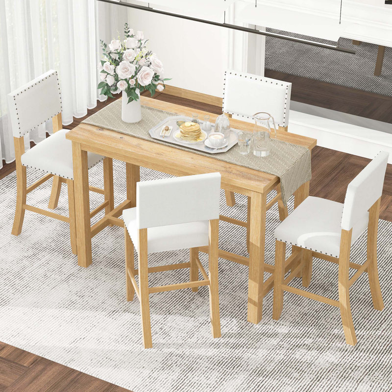 Ensemble repas pour quatre personnes, Naturel