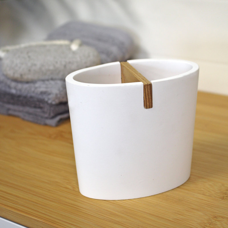 Richae Toothbrush Holder, White
