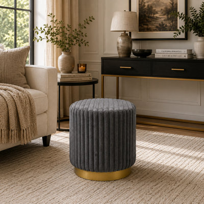 Tabouret Zelda avec base en acier doré et tissu cannelé gris