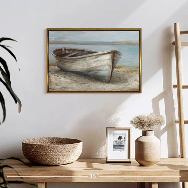 Bateau blanchi à la chaux I, 19 po x 13 po, Cadre flottant doré