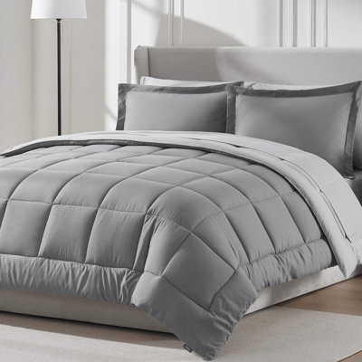 Ensemble d'édredon réversible Bed-in-a-Bag avec draps et oreillers en duvet synthétique