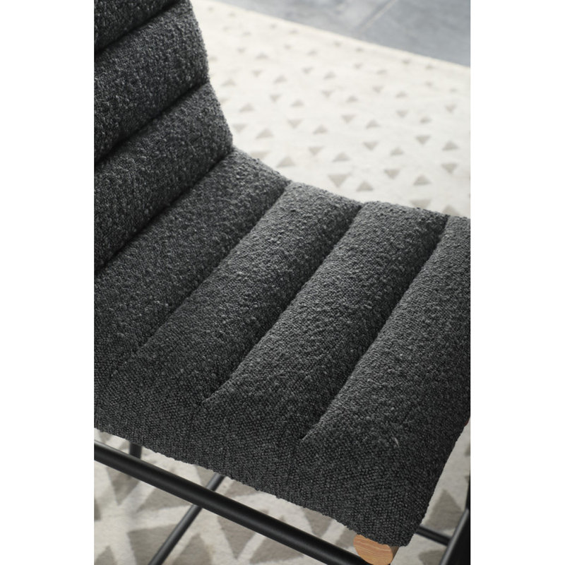 Chaise à hauteur de comptoir en tissu gris foncé Liana de 17,75 po Liana, Gris foncé