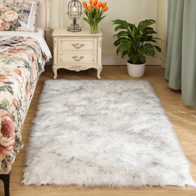 Plush Faux Sheepskin White Rug