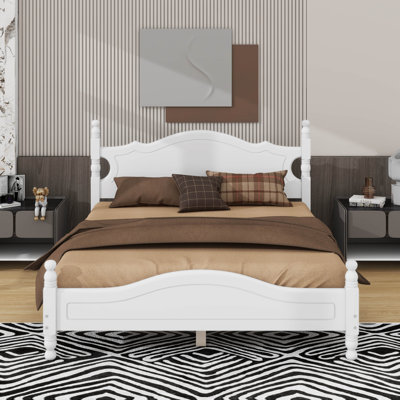Grand lit plateforme en bois