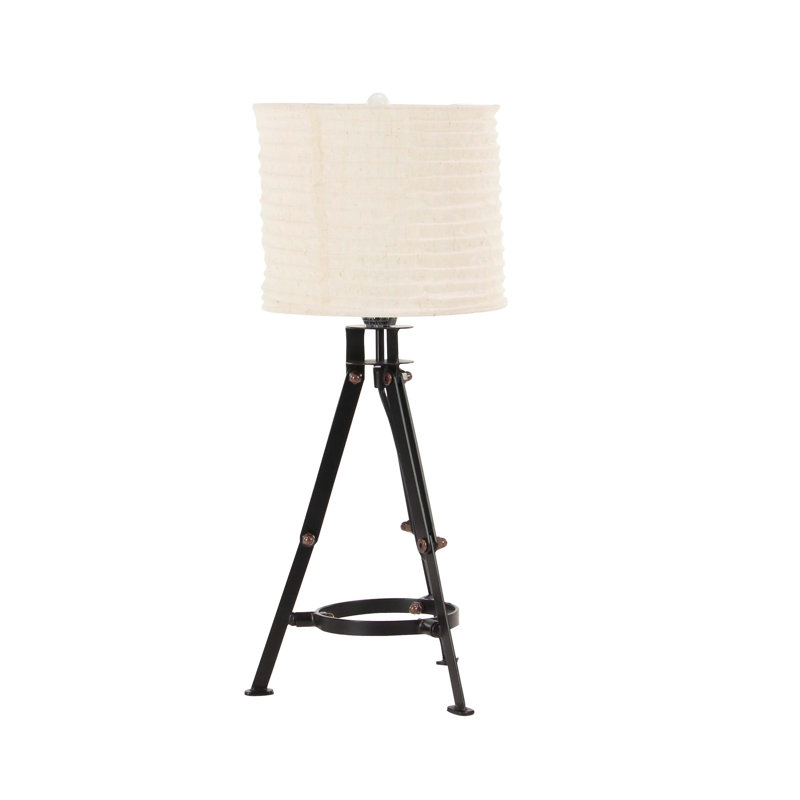 Lampe de table à trépied 24" boyd