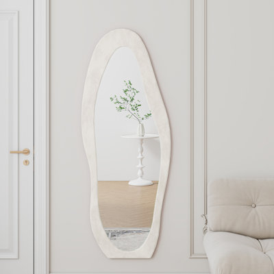 Miroir pleine longueur 63 po x 24 po, cadre recouvert de flanelle, miroir ondulé irrégulier, verre trempé incassable, idéal pour le salon, la chambre à coucher et le vestiaire
