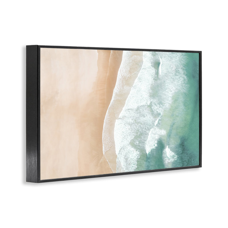 Vue aérienne des vagues de la mer, estampe numérique de Sissi et Seb, Giclée encadrée noir minuit, H 12 po x l 18 po