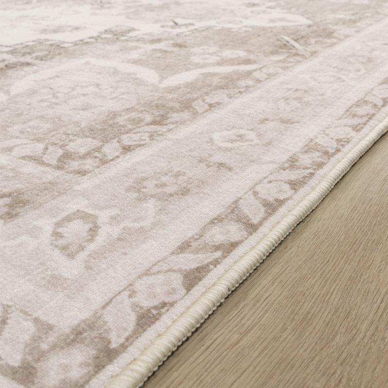 Juliaunna Area Rug, Rectangle 6'7" x 9'2"