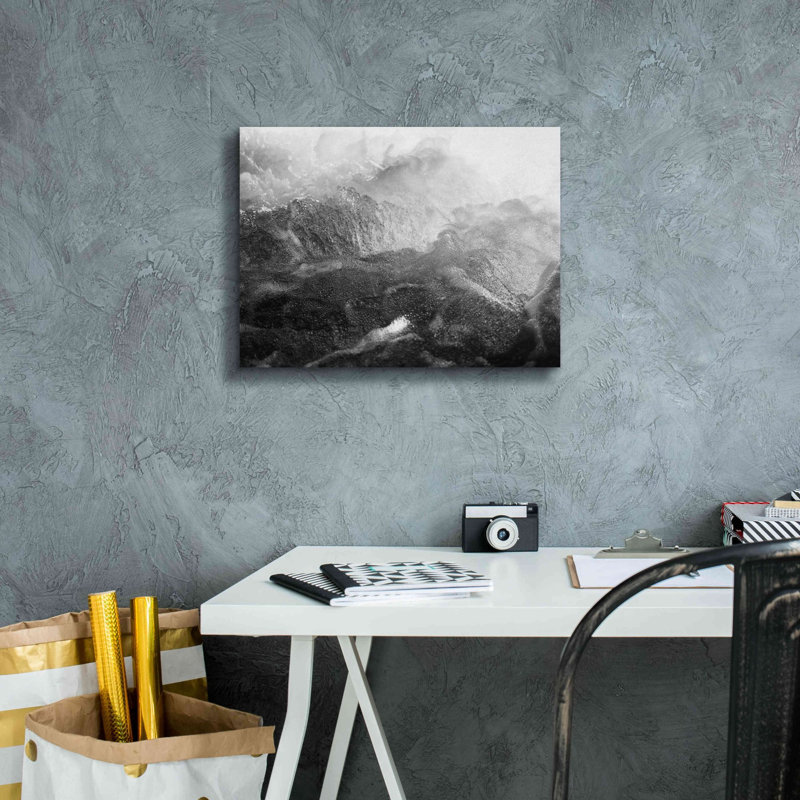 «Black Motion» par Design Fabrikken, estampe numérique sur toile, H 12 po x l 16 po x P 0,75 po