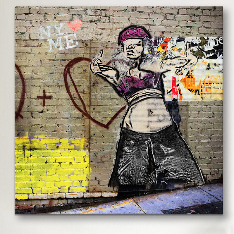 "Love Girl" par Luz, impression sur toile, H 37 po x l 37 po x P 1,5 po, Toile tendue, Pas de tapis