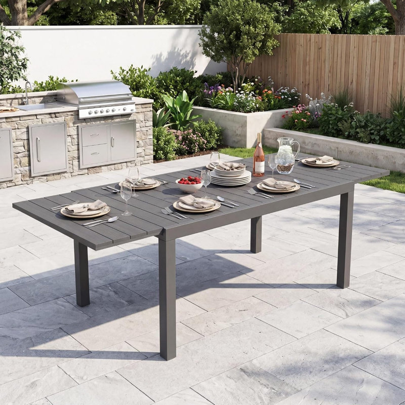 Tables de patio extensibles, en métal gris moderne de 60 à 88 pouces pour les repas en plein air