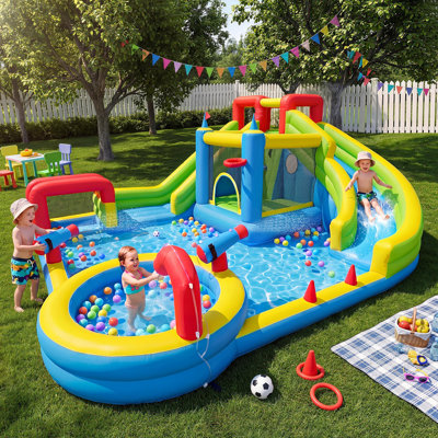 Jeu gonflable 14 x 17 pi, glissades d'eau doubles 8 en 1 avec souffleur d'air de 750 W, mur d'escalade, pistolet à eau, but de soccer et panier de basketball - parc aquatique extérieur pour enfants de 3 à 8 ans