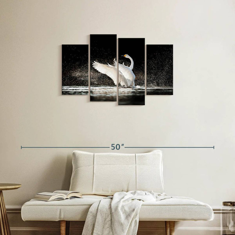 Swan Splashing Water, H 22 po x l 36 po