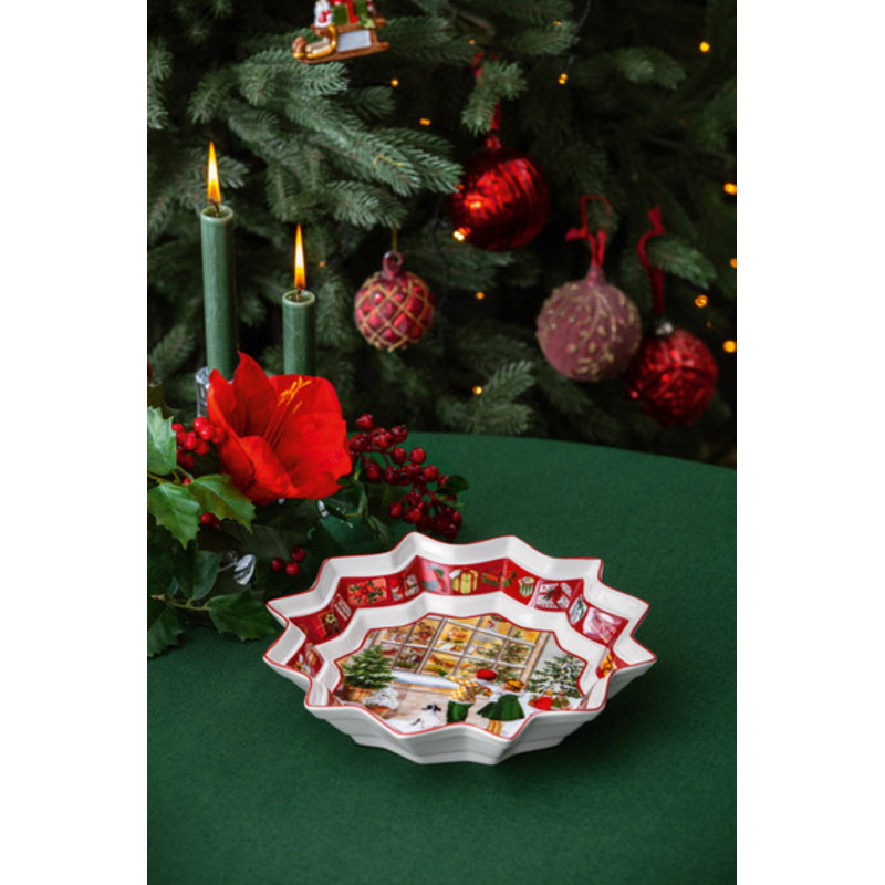 Villeroy & Boch – Toy's Fantasy Christmas Large Serving Bowl, Premium Porcelain, Toy Shop Pattern