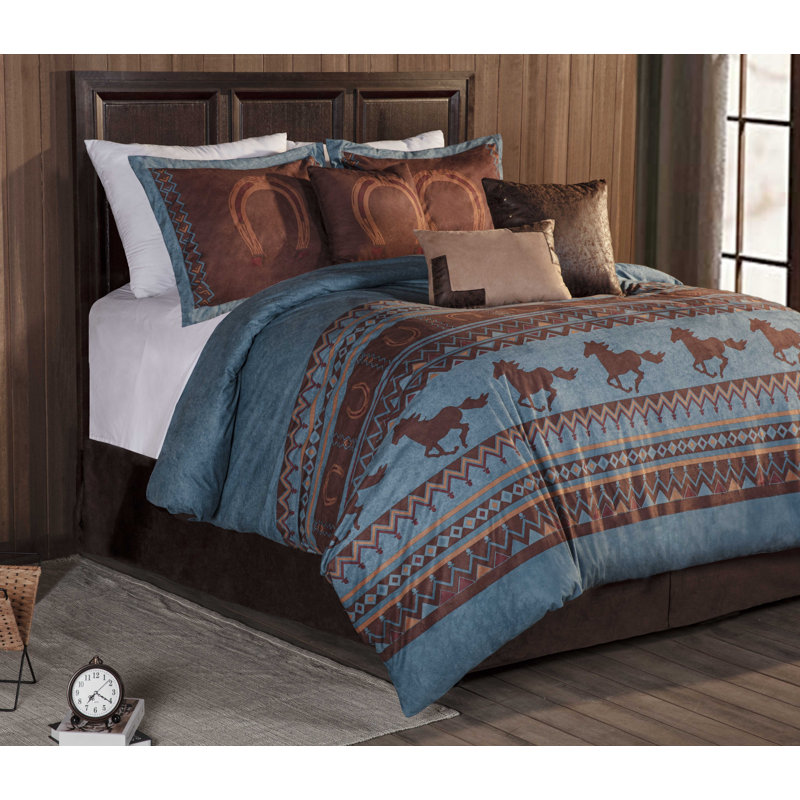 Sedona 7-Piece Southwestern Wild Horses Microsuede Comforter Set, King Comforter + 3 Standard Shams, Turquoise
