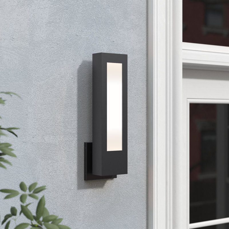 Blayk LED Wall Light