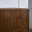 Buffet moderne en bois manufacturé et massif avec tablettes réglables-1485073124
