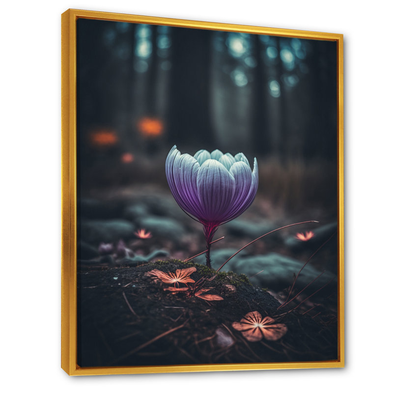 «Blooming Crocus Flowers in a Forest II», impression sur toile, H 20 po x l 12 po x P 1 po, Cadre flottant doré