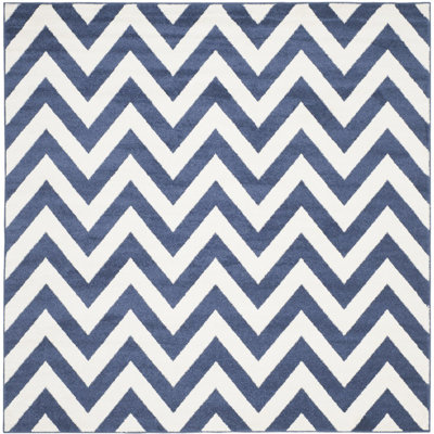 Sharpay Chevron Hand Woven Area Rug