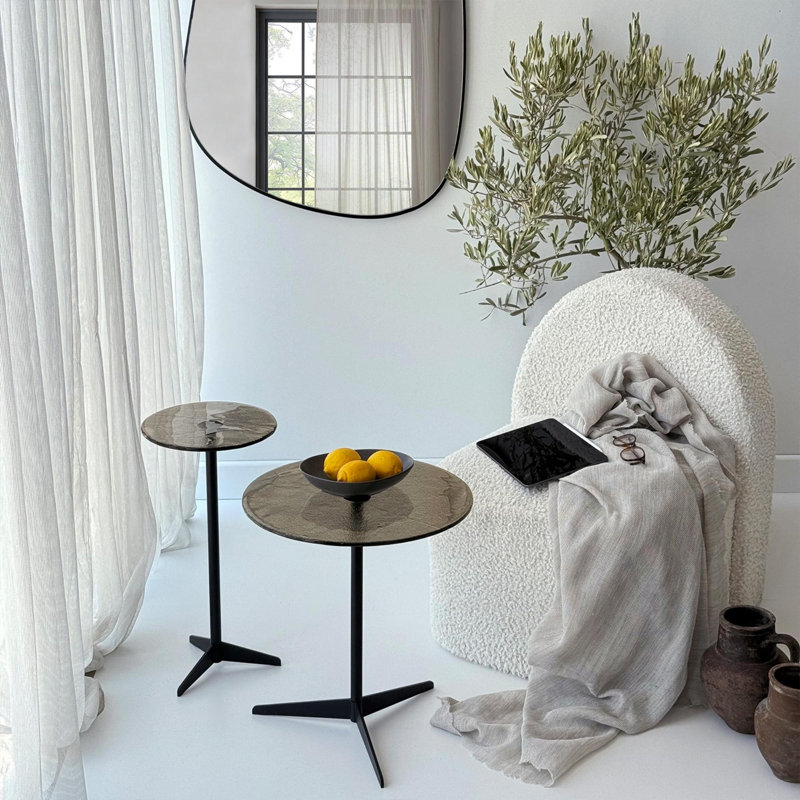 Siyan End Table, Bronze, Black