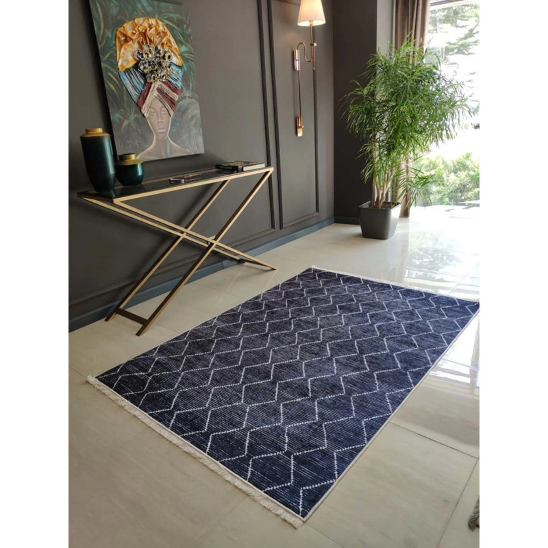 Tapis noir antidérapant en polyamide à imprimé numérique Matarranz, Rectangle 3 pi 3 po x 4 pi 11 po
