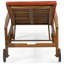 Chaise en bois avec housse orange élégante - Rehaussez votre décor extérieur, les coussins orange, à position réglable et microbiens Remarque: Ceci est uniquement à des fins descriptives-498744825
