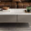 Table basse en cuir italien-147090866