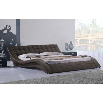 Lucrezio Upholstered Bed